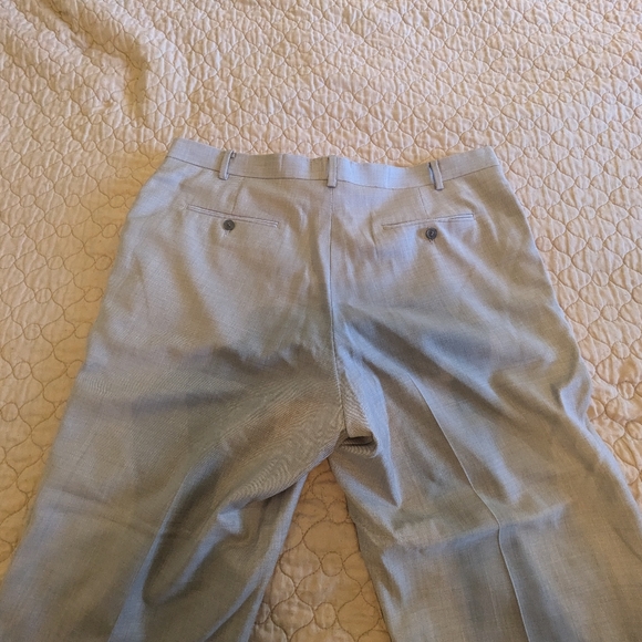 Calvin Klein 46R 36x30 grey suit - Picture 5 of 8